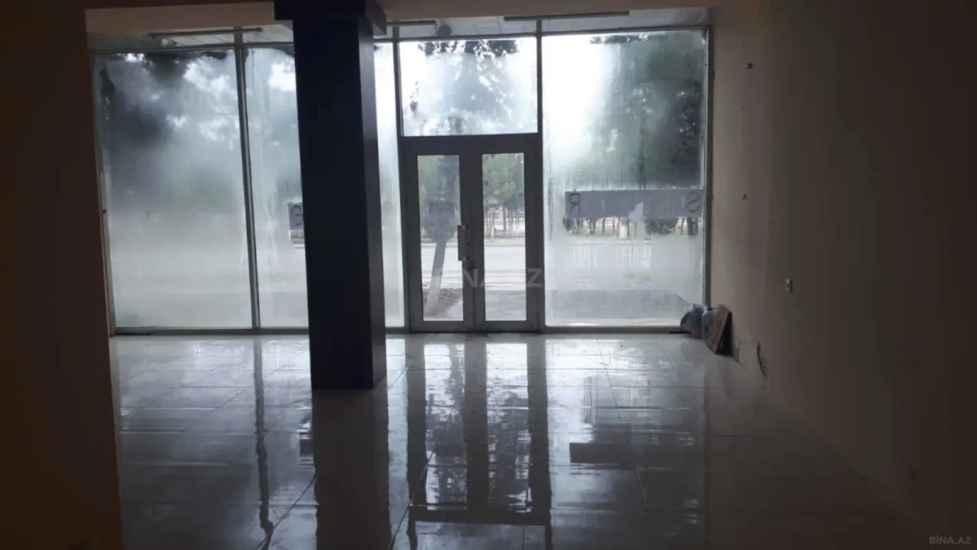 Satılır obyekt 230 m²