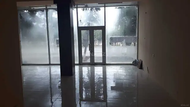 Satılır obyekt 230 m²
