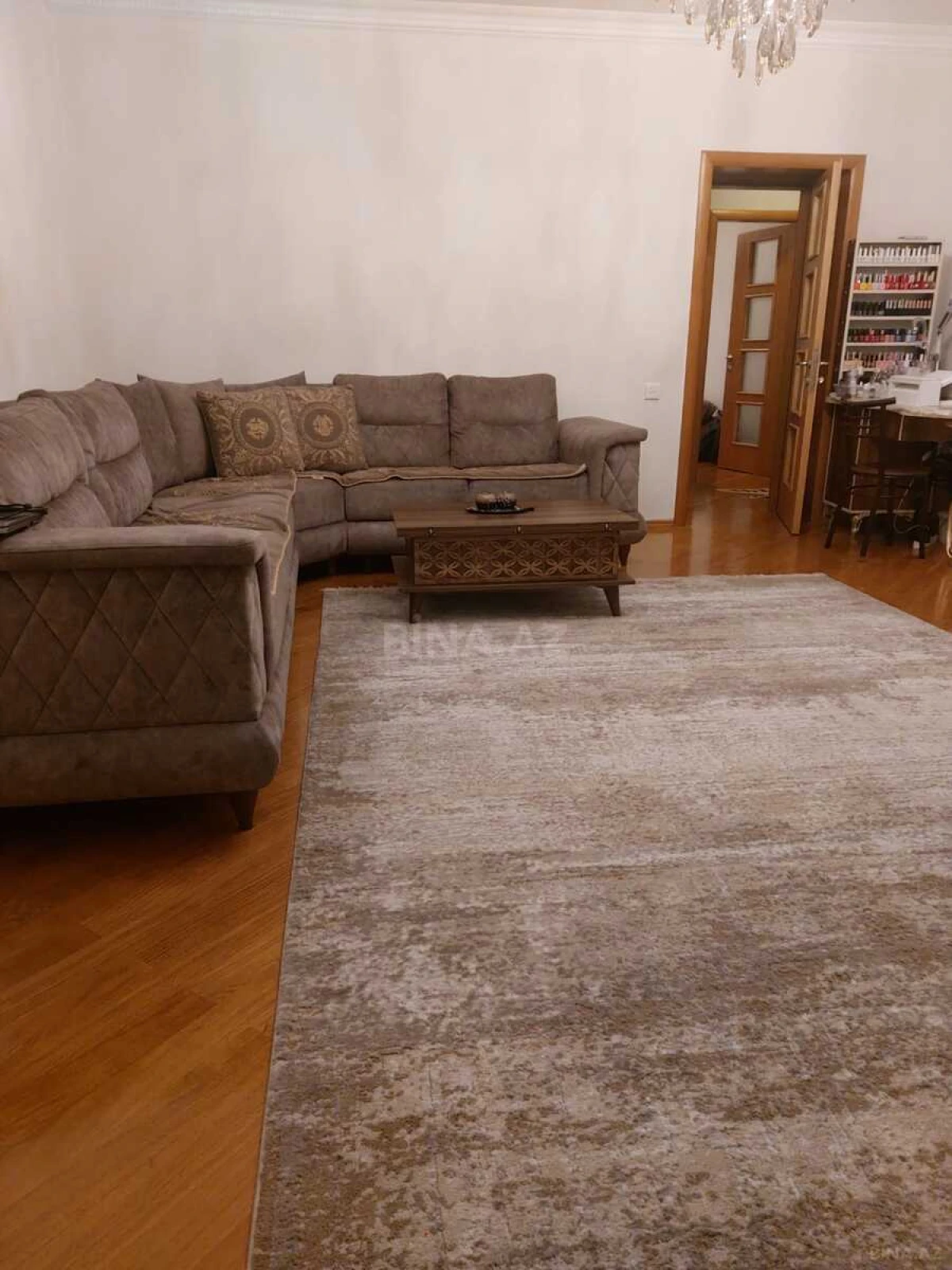 Satılır 4 otaqlı mənzil 90 m²