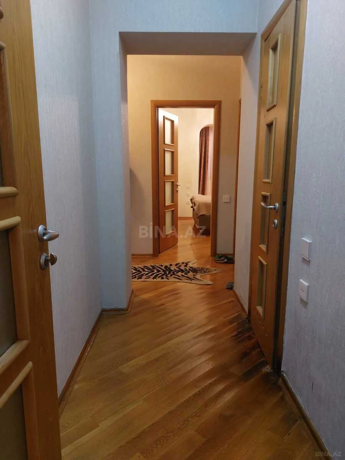 Satılır 4 otaqlı mənzil 90 m²