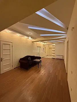 Satılır 5 otaqlı mənzil 190 m² — Bakı, Nərimanov 5 otaq 190.00 m²
