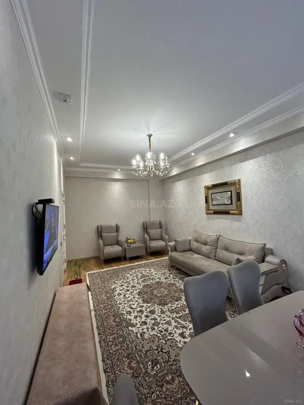 Satılır 3 otaqlı mənzil 110 m²