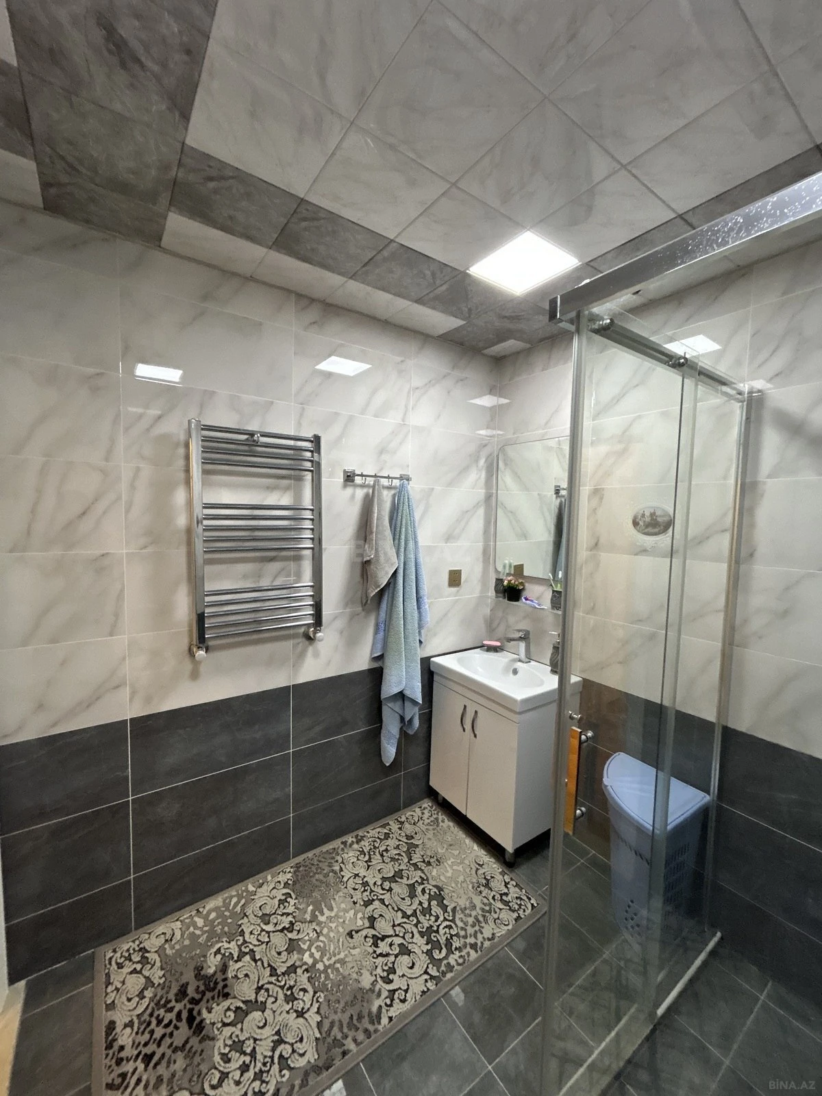 Satılır 3 otaqlı mənzil 110 m²