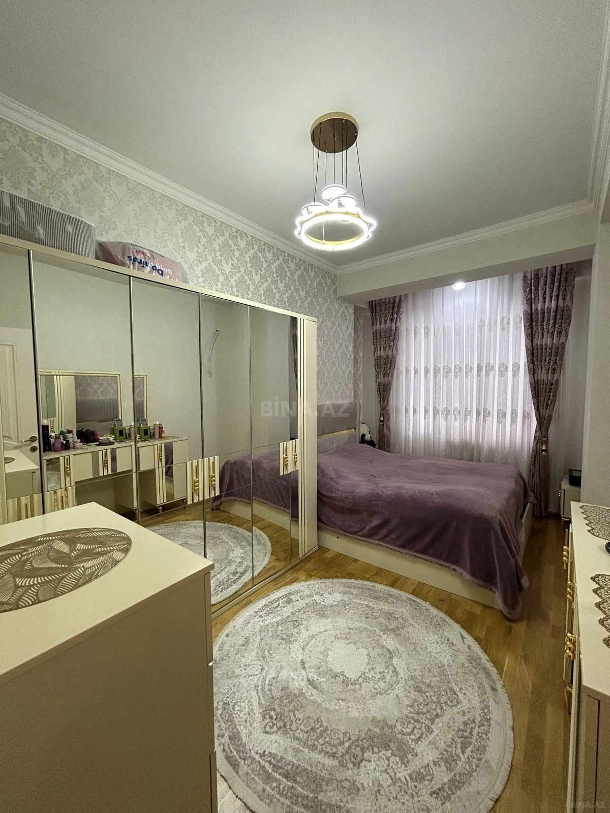 Satılır 3 otaqlı mənzil 110 m²