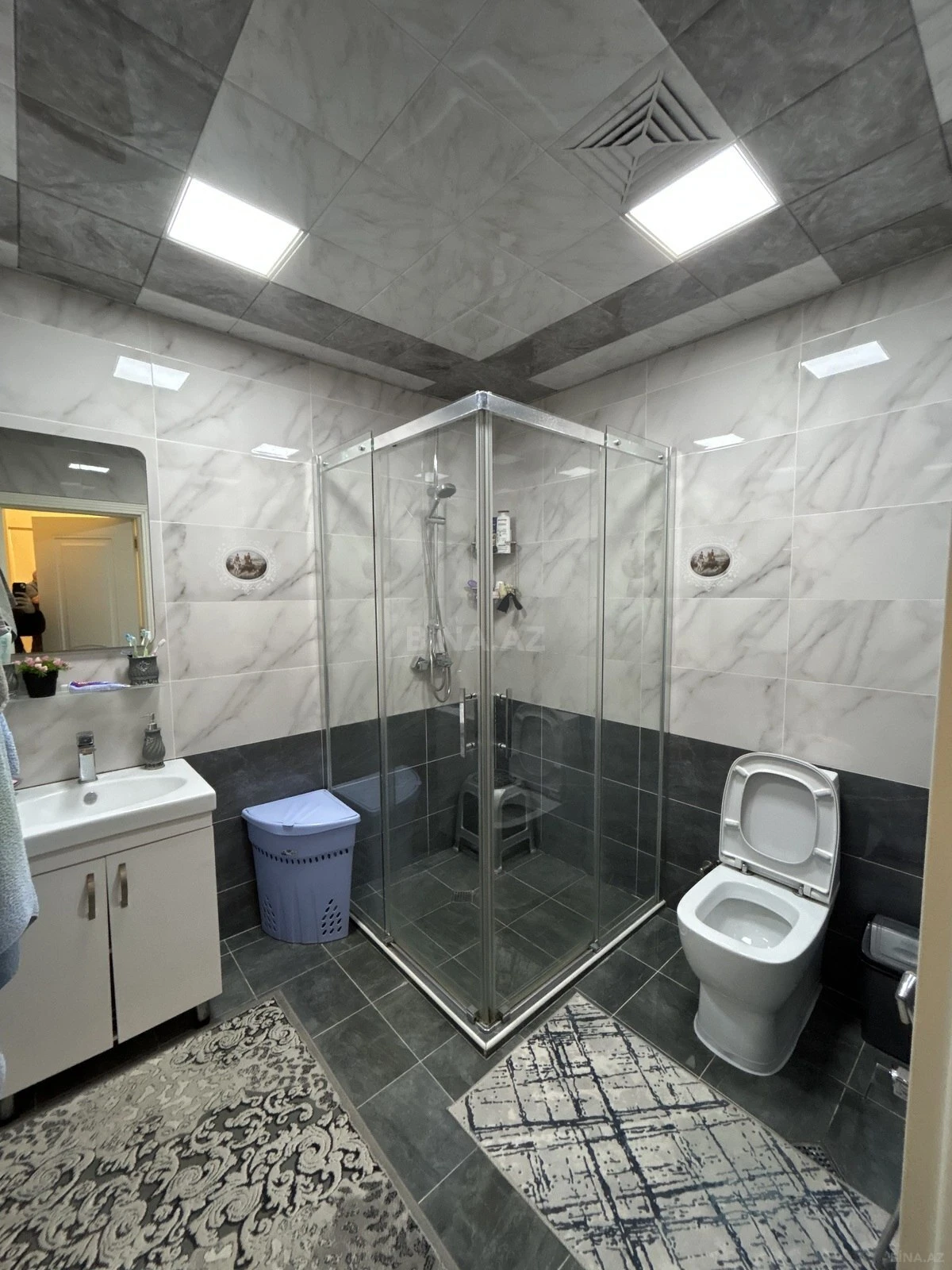 Satılır 3 otaqlı mənzil 110 m²