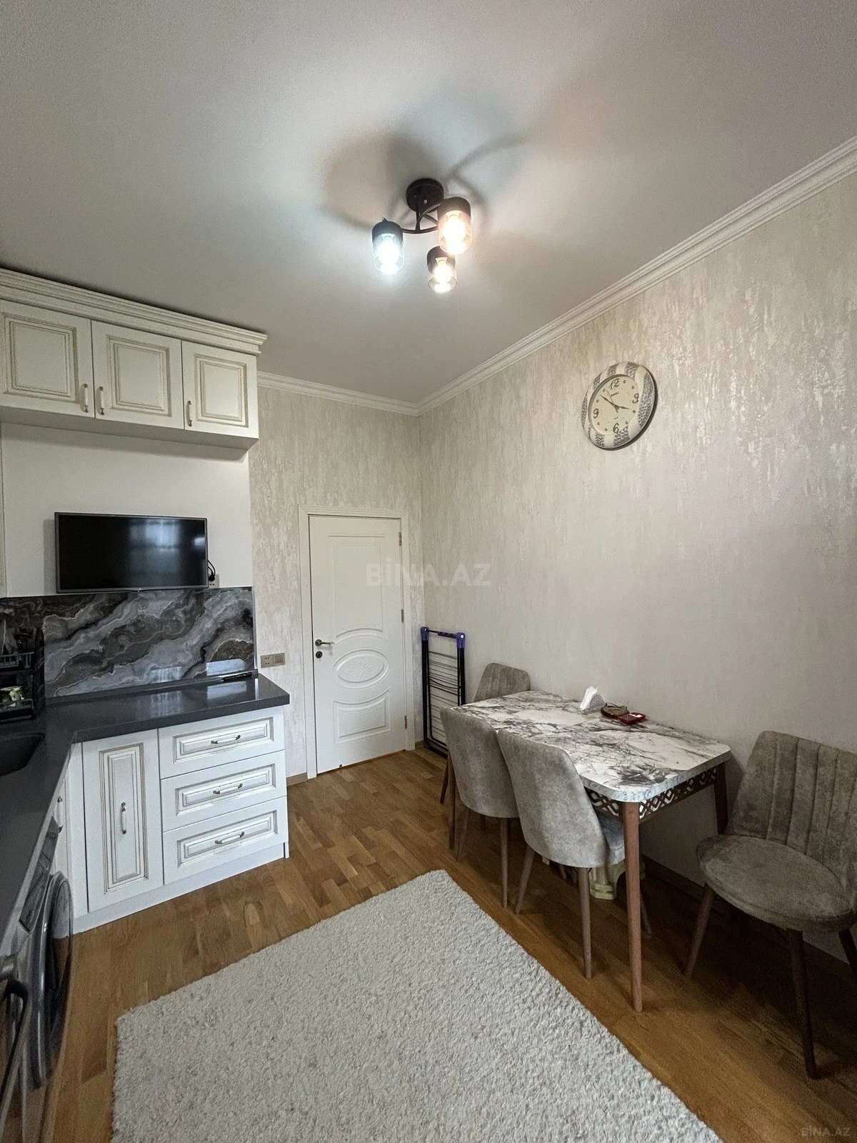 Satılır 3 otaqlı mənzil 110 m²
