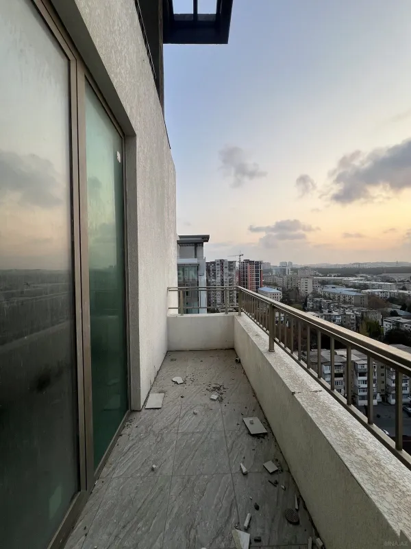 Satılır 3 otaqlı mənzil 100 m²