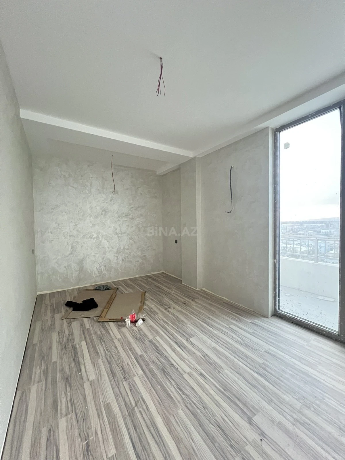 Satılır 3 otaqlı mənzil 100 m²