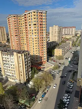 Satılır 3 otaqlı mənzil 121.4 m²