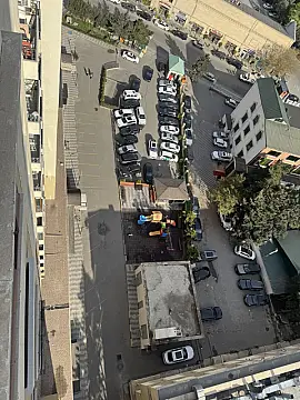 Satılır 3 otaqlı mənzil 121.4 m²