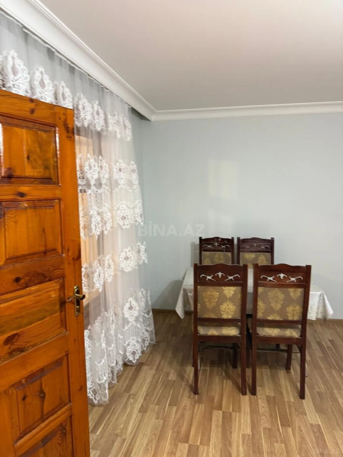 Kirayə verilir 2 otaqlı həyət evi 60 m²