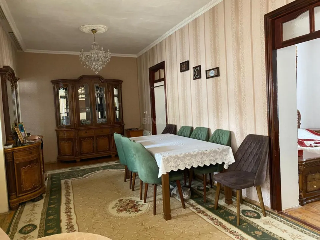 Satılır 4 otaqlı həyət evi 100 m²