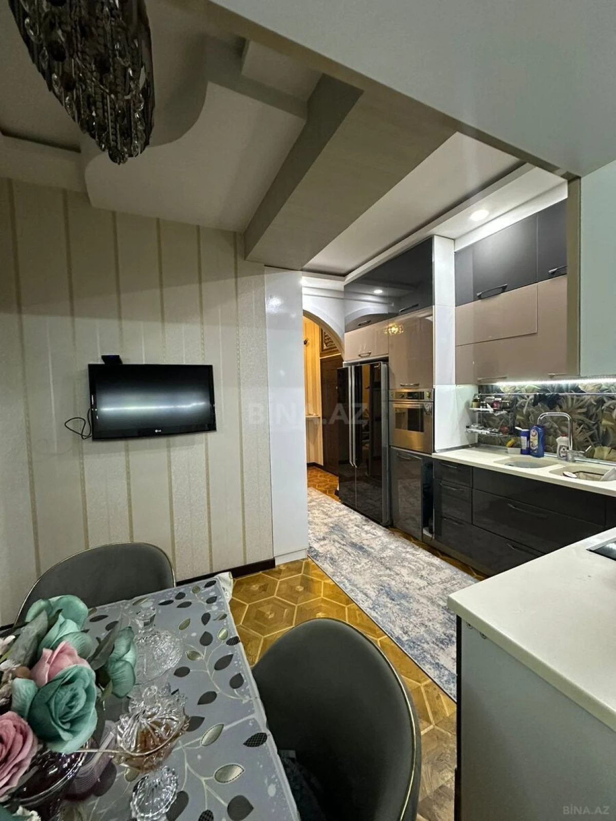 Kirayə verilir 3 otaqlı mənzil 93 m²