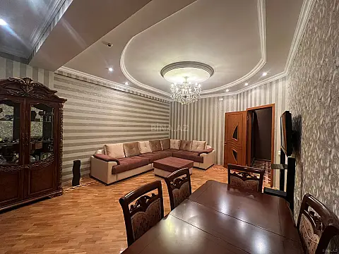 Satılır 3 otaqlı mənzil 90 m²