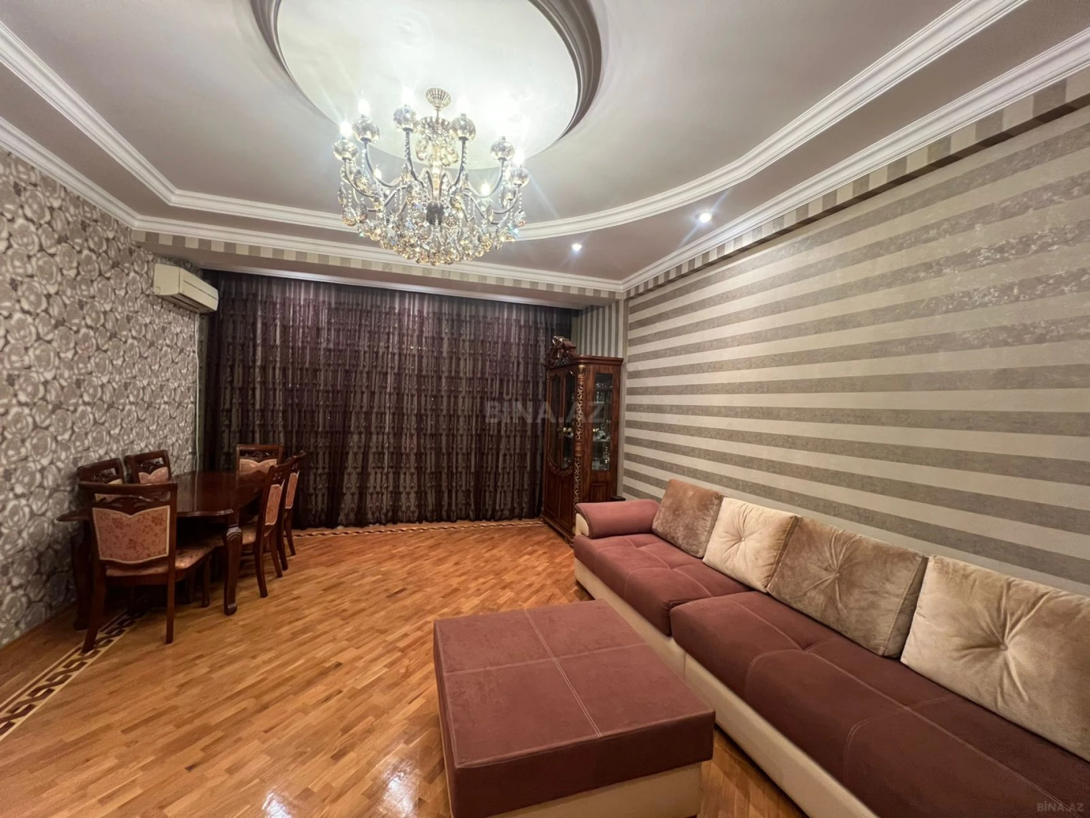 Satılır 3 otaqlı mənzil 90 m²