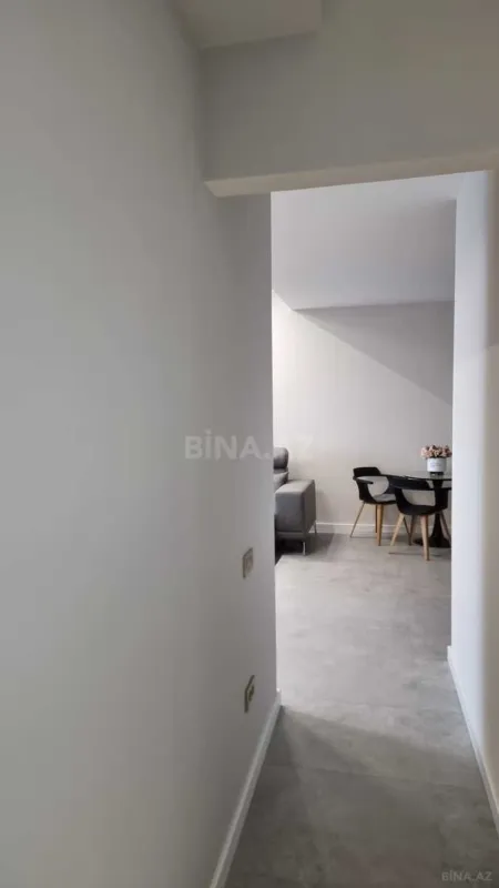 Satılır 4 otaqlı mənzil 186 m²