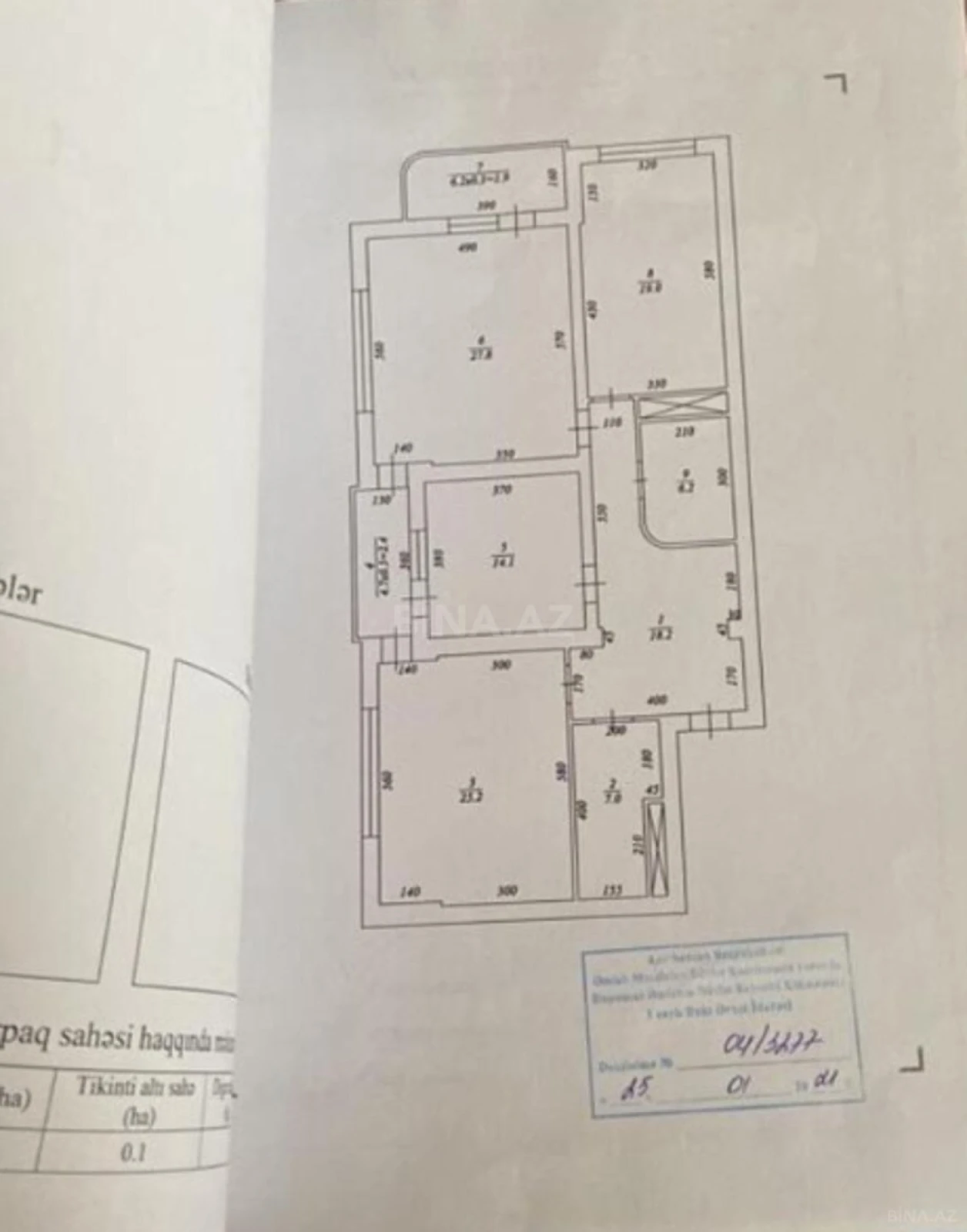 Satılır 4 otaqlı mənzil 130 m²