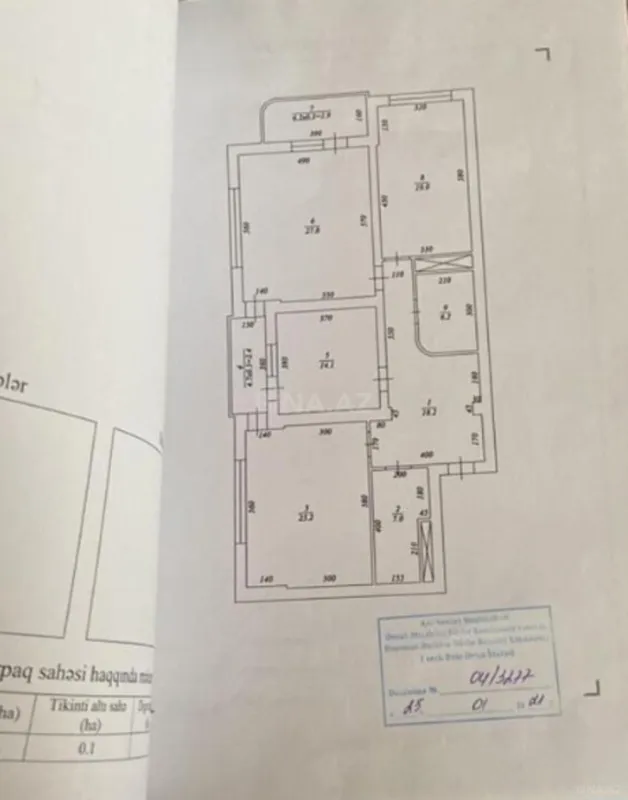 Satılır 4 otaqlı mənzil 130 m²