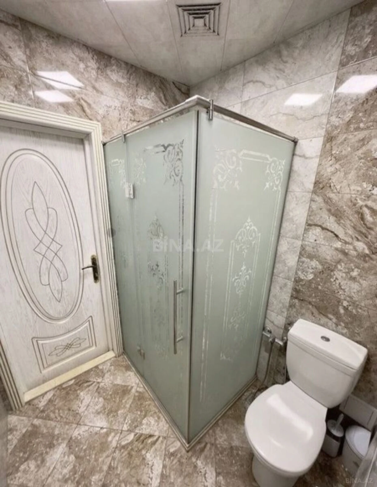 Satılır 4 otaqlı mənzil 130 m²