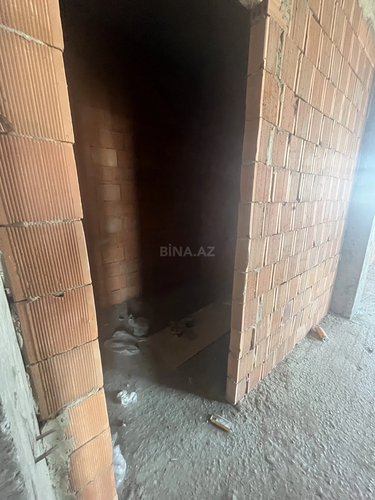 Satılır 3 otaqlı mənzil 130 m²