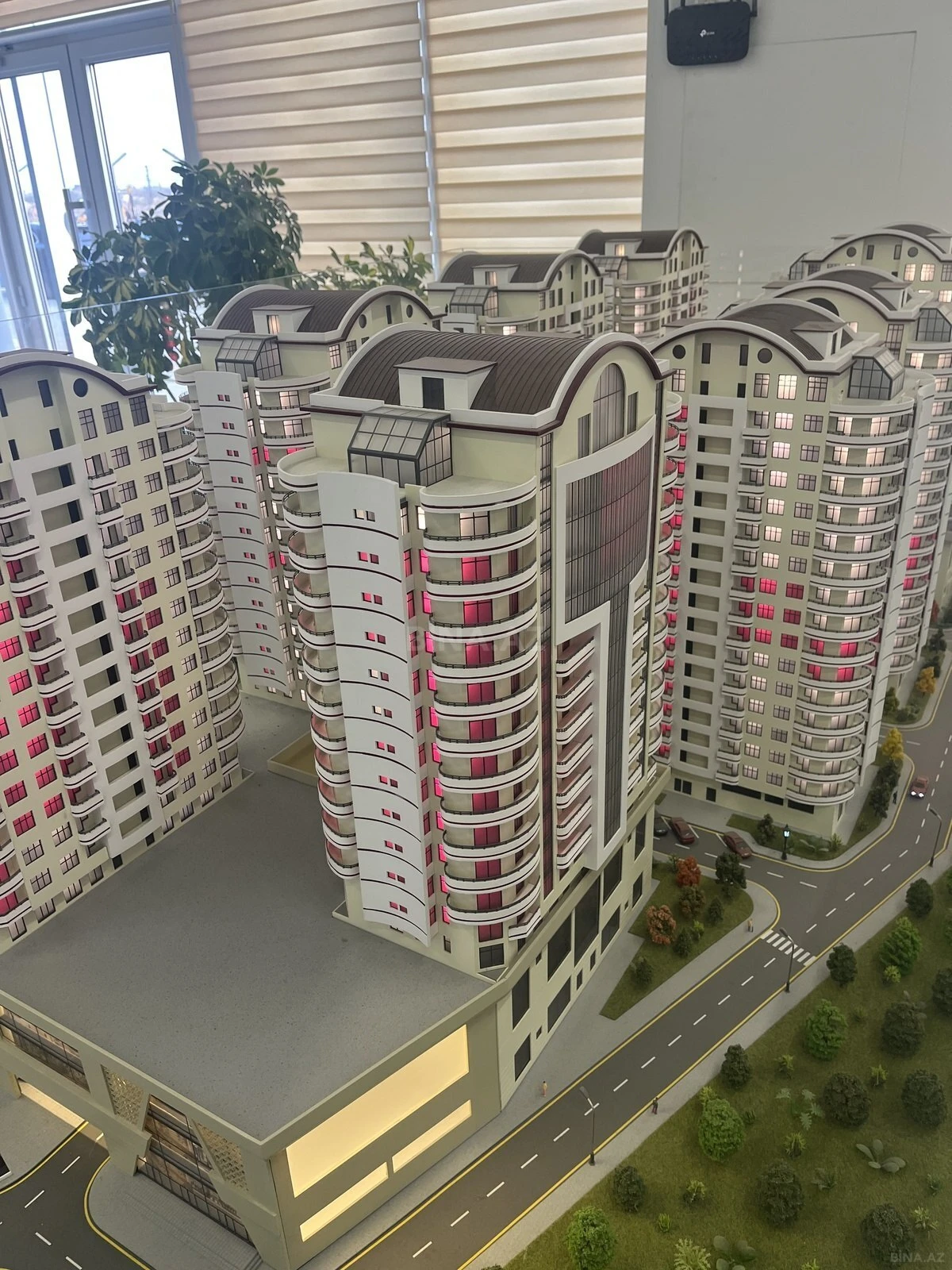Satılır 3 otaqlı mənzil 130 m²