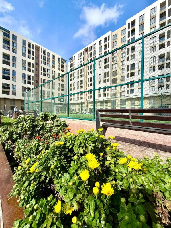 Satılır 2 otaqlı mənzil 71 m²