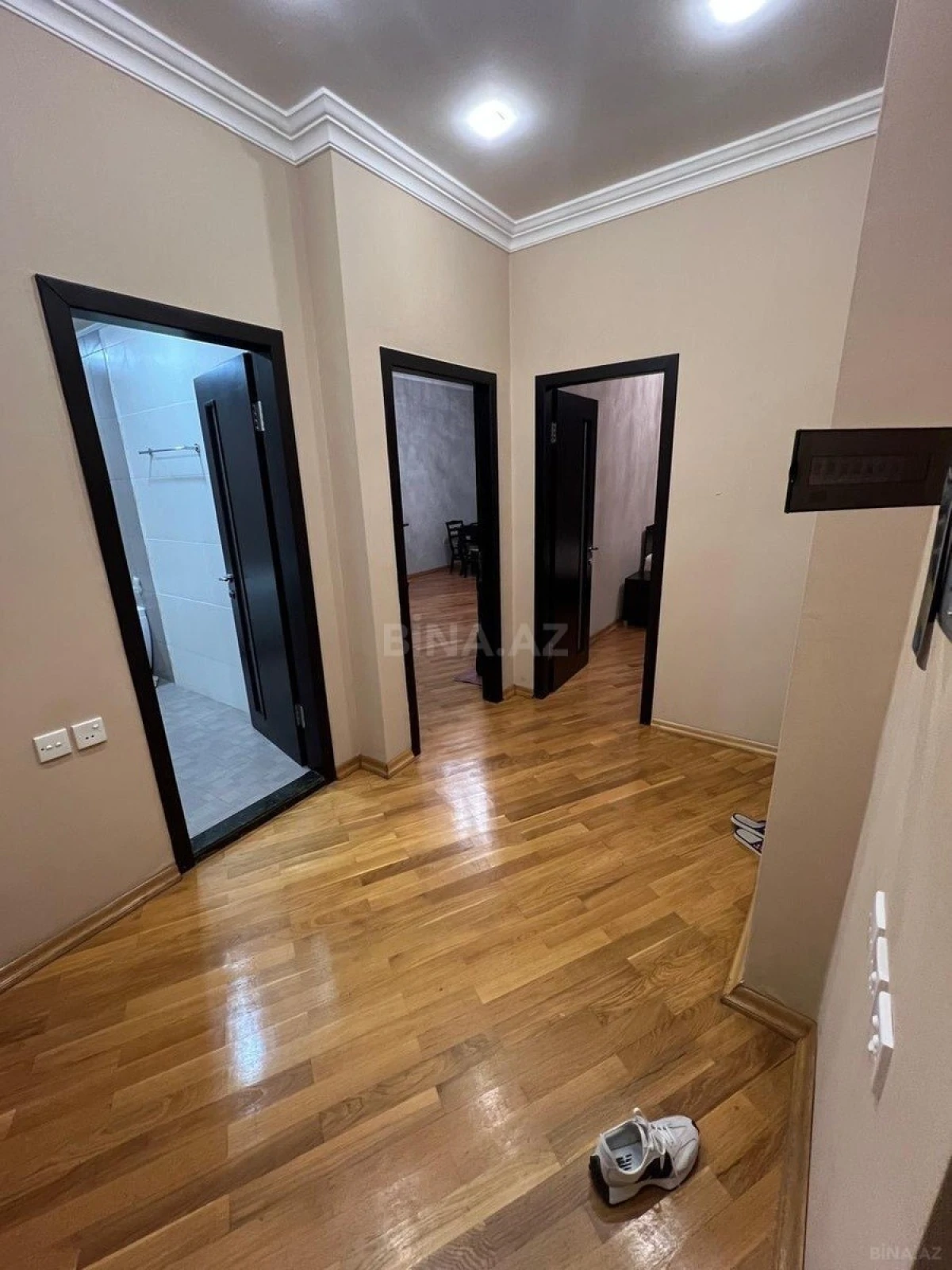 Kirayə verilir 2 otaqlı mənzil 62 m²