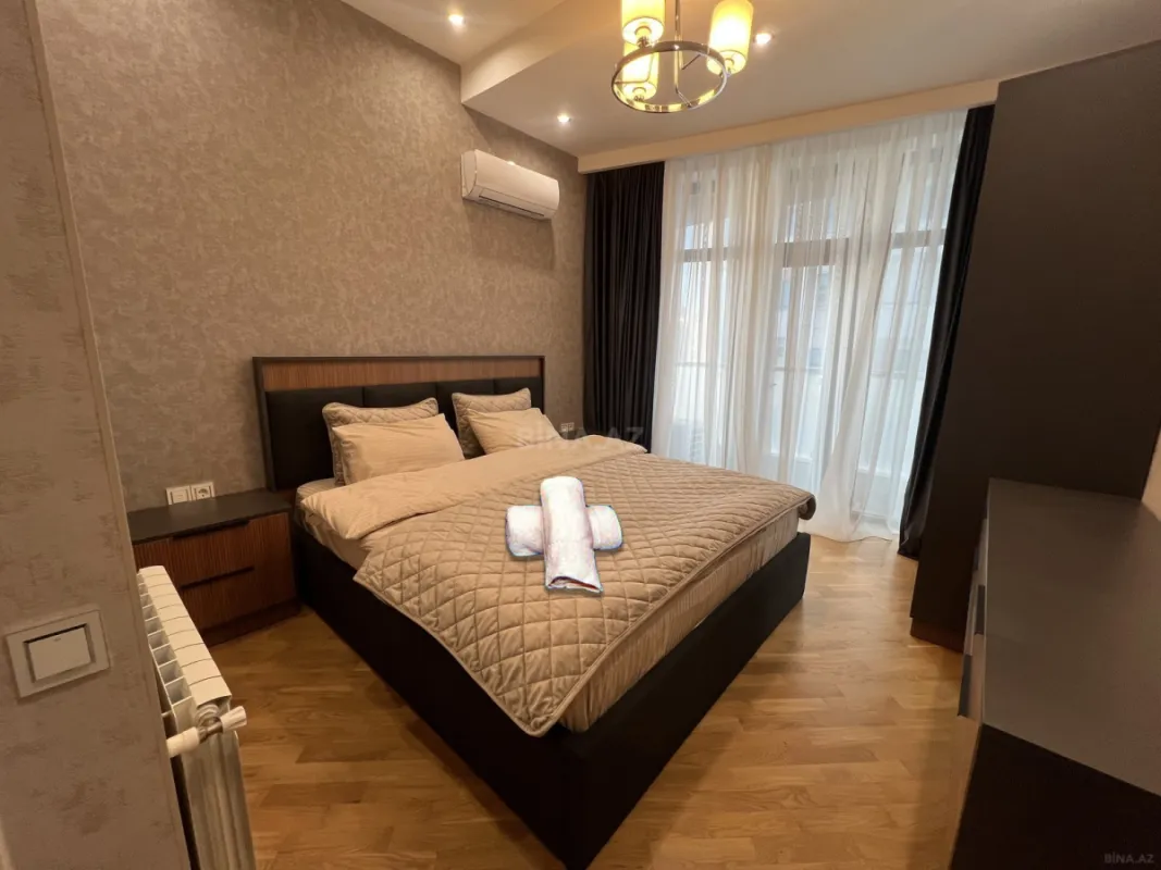 Satılır 3 otaqlı mənzil 103 m²