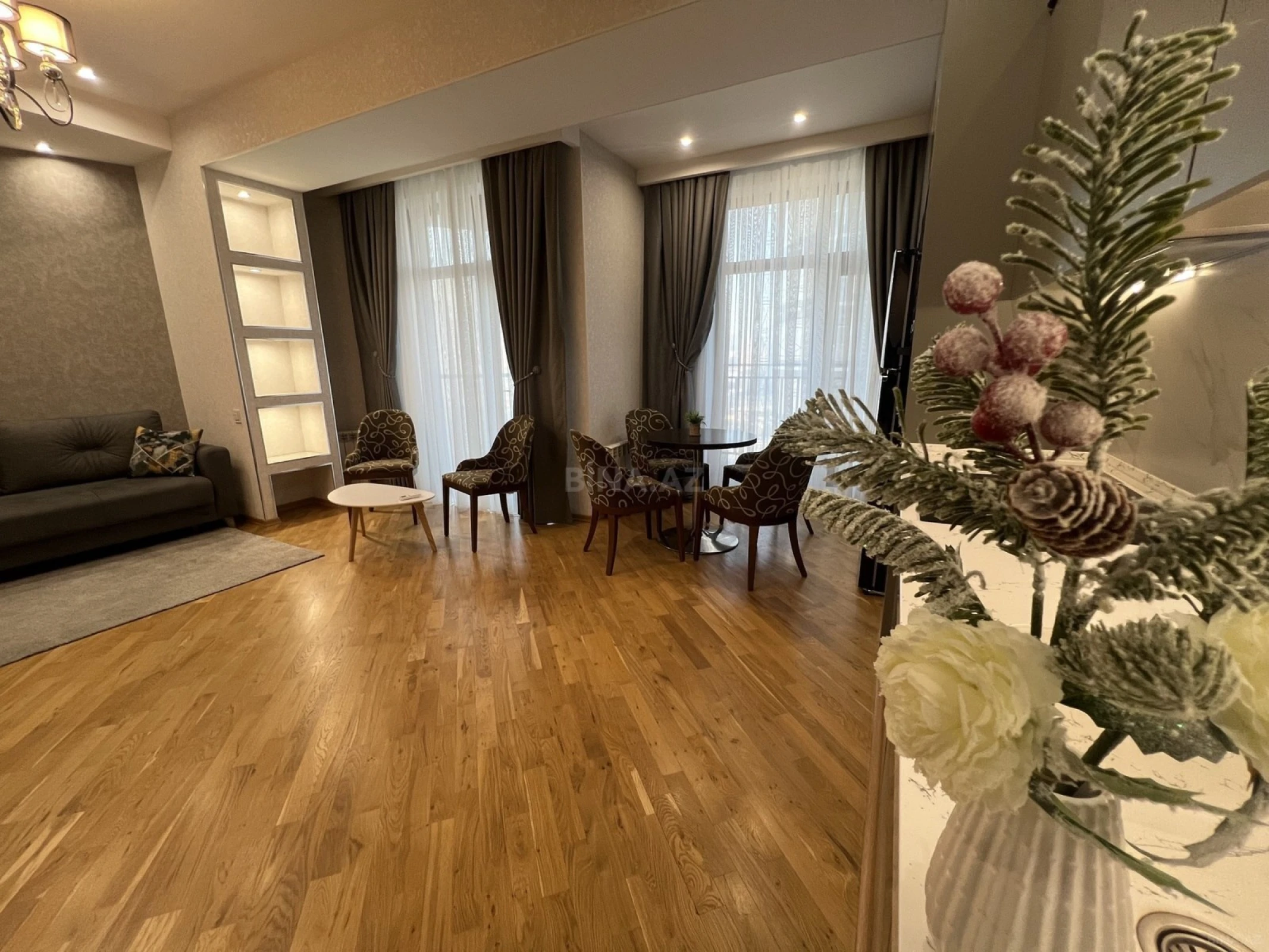 Satılır 3 otaqlı mənzil 103 m²
