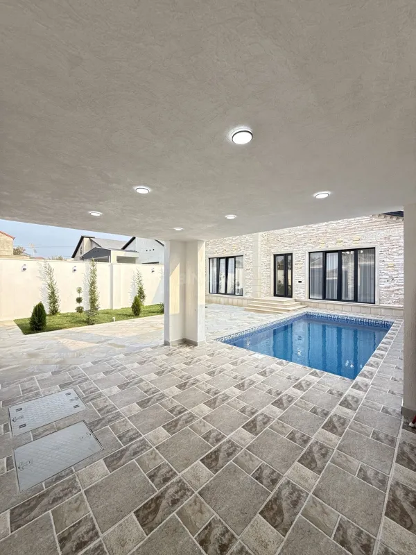 Satılır 4 otaqlı həyət evi 155 m²