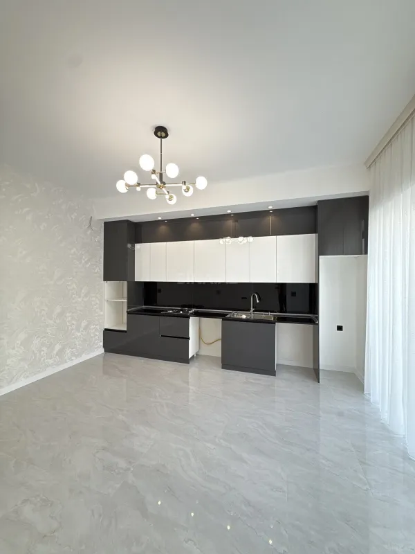 Satılır 4 otaqlı həyət evi 155 m²