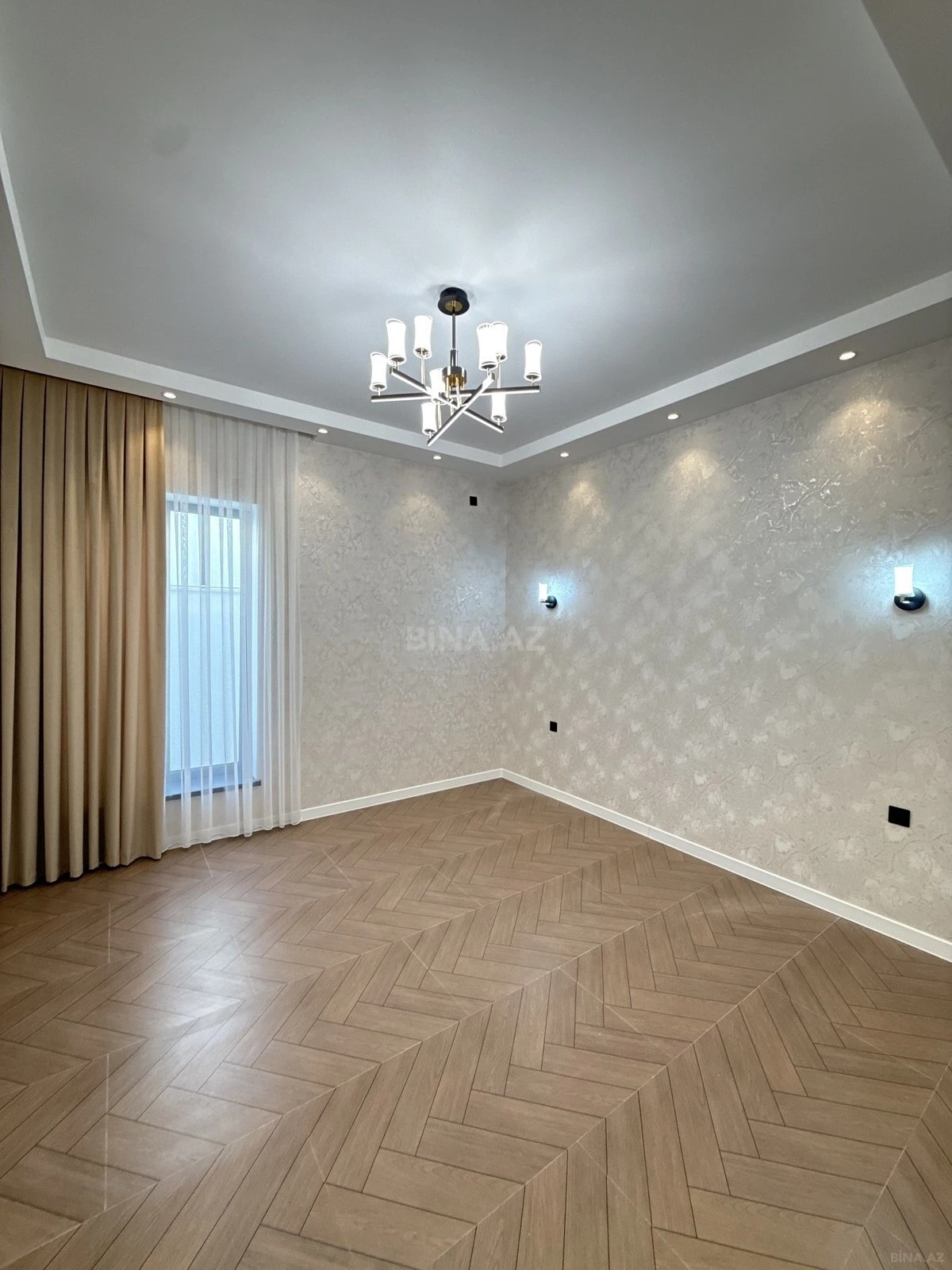 Satılır 4 otaqlı həyət evi 155 m²
