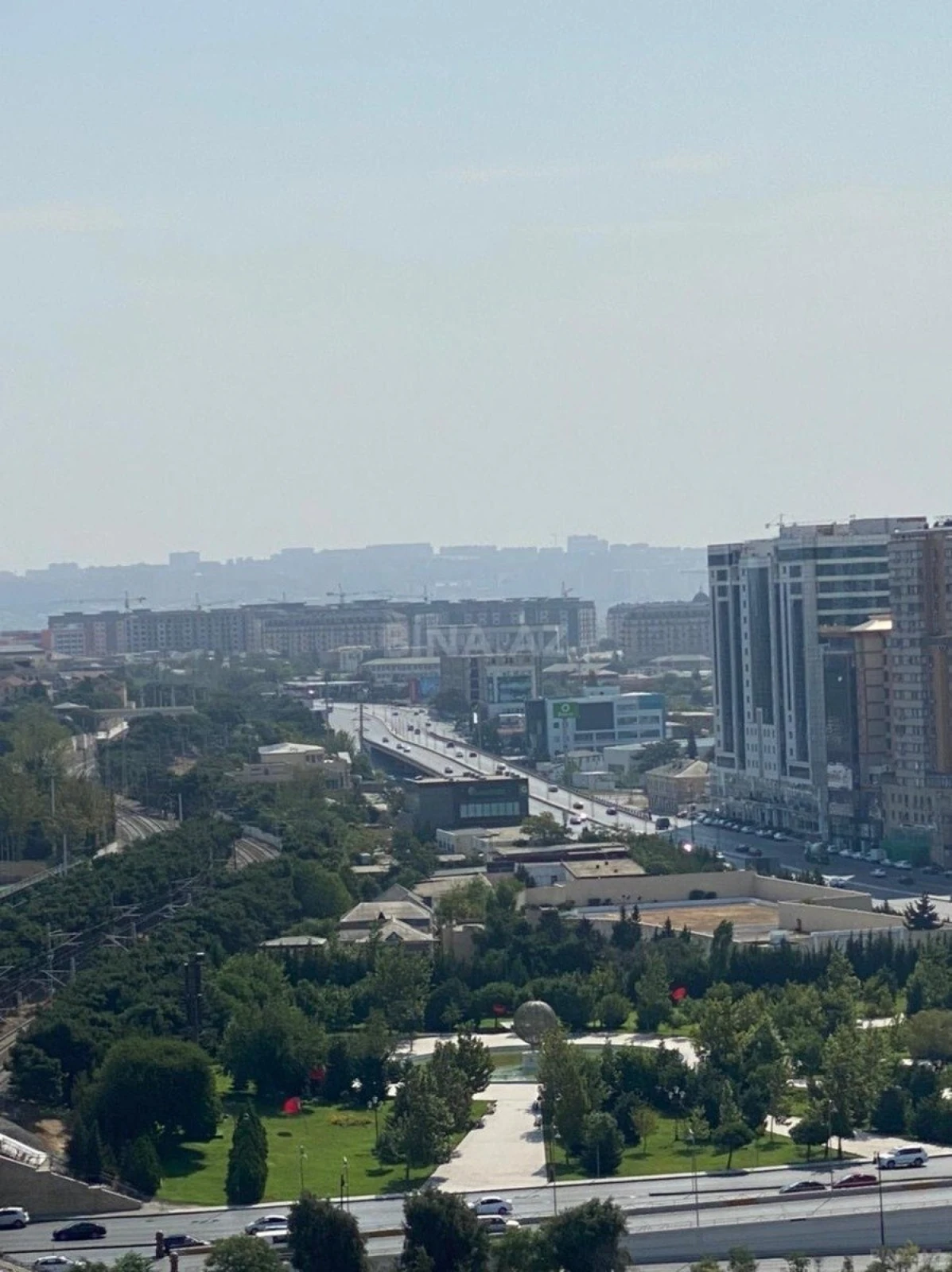 Kirayə verilir 3 otaqlı mənzil 130 m²