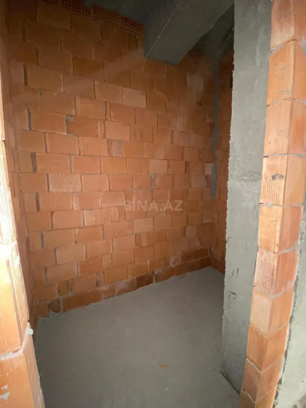 Satılır 2 otaqlı mənzil 77 m²
