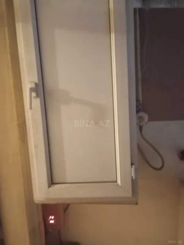 Satılır 3 otaqlı mənzil 130 m²