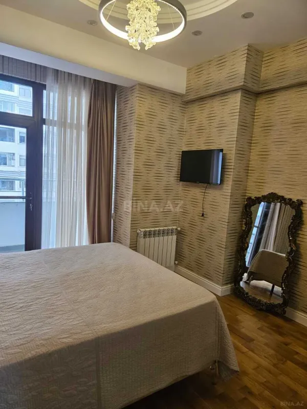 Kirayə verilir 2 otaqlı mənzil 70 m²