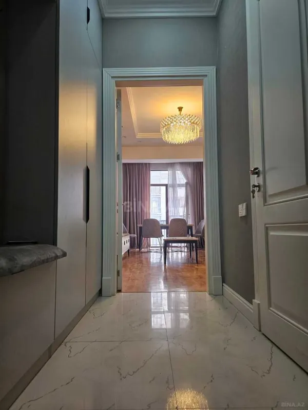 Kirayə verilir 2 otaqlı mənzil 70 m²