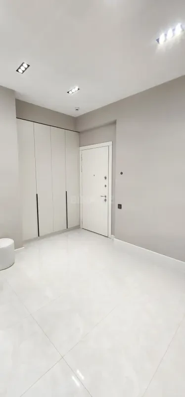 Kirayə verilir 3 otaqlı mənzil 120 m²