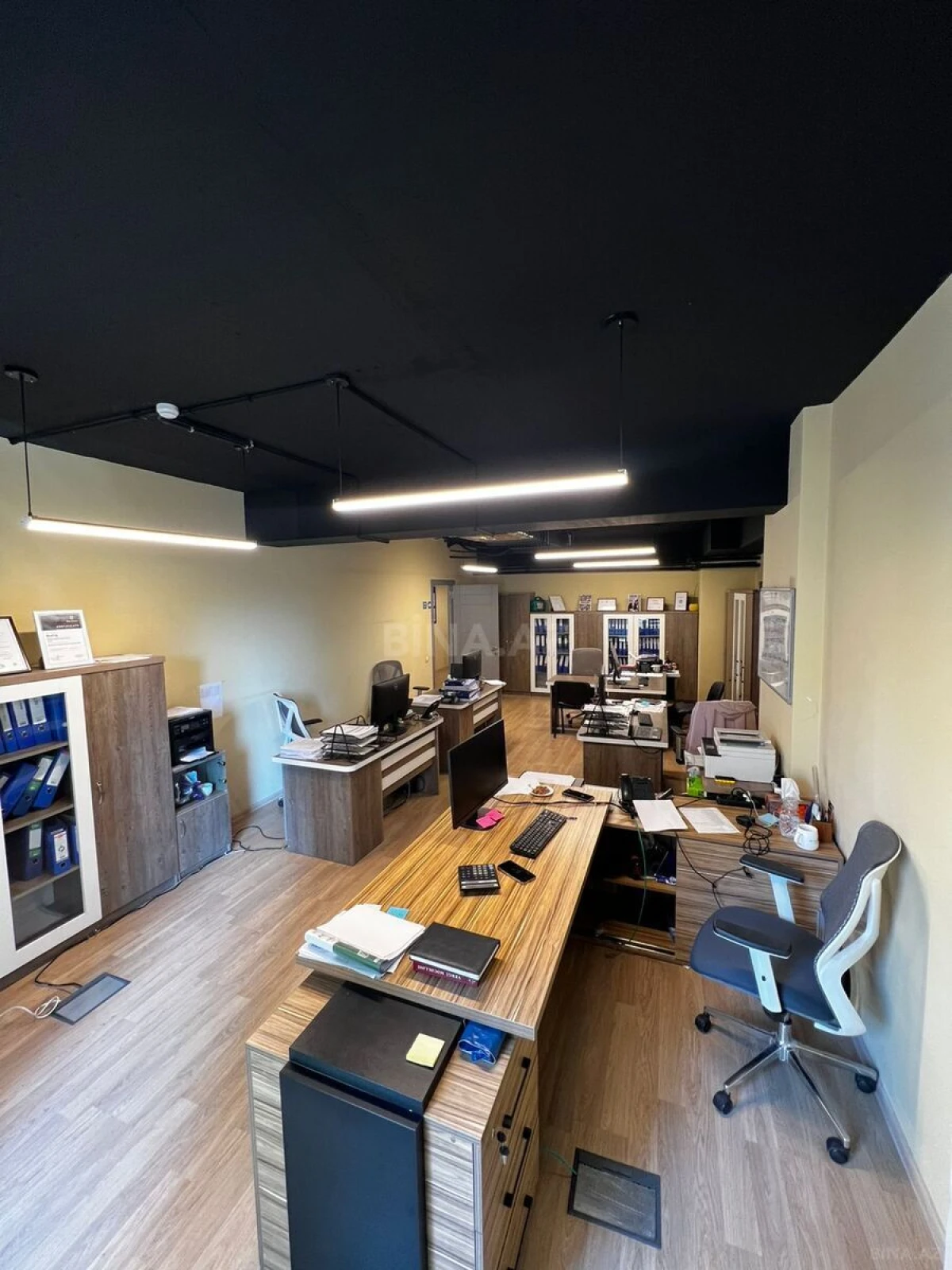 Kirayə verilir 3 otaqlı ofis 117 m²