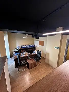 Kirayə verilir 3 otaqlı ofis 117 m²