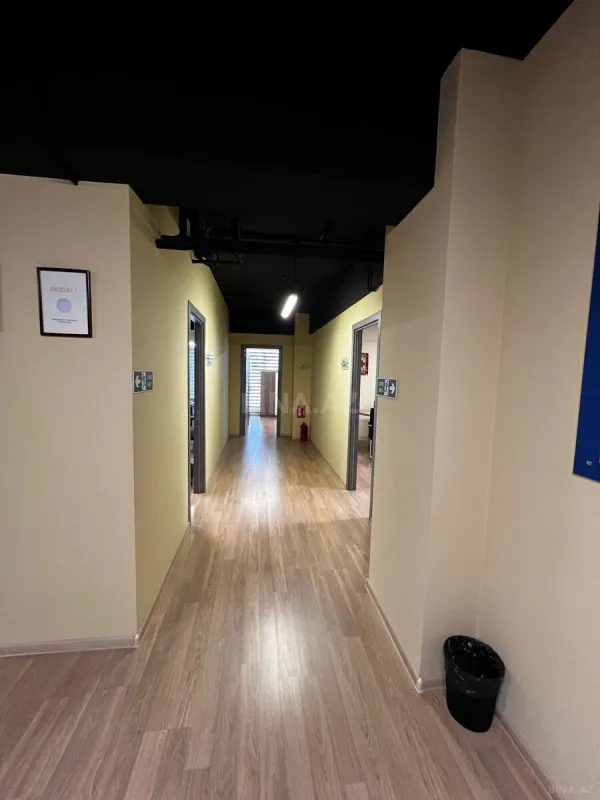 Kirayə verilir 3 otaqlı ofis 117 m²