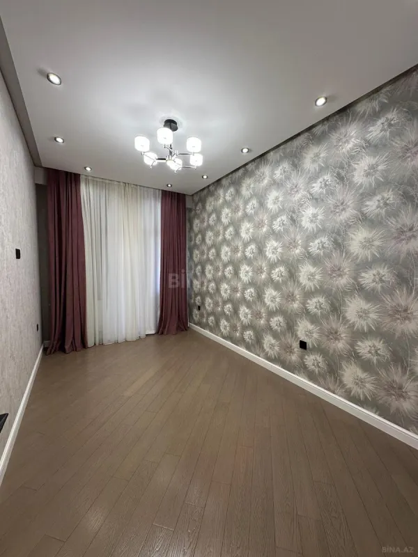 Satılır 3 otaqlı mənzil 114 m²