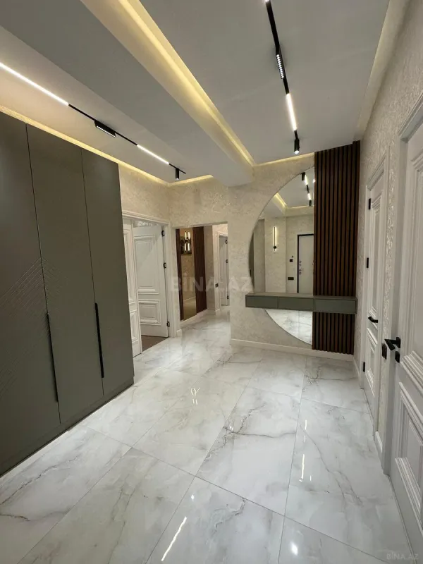 Satılır 3 otaqlı mənzil 114 m²