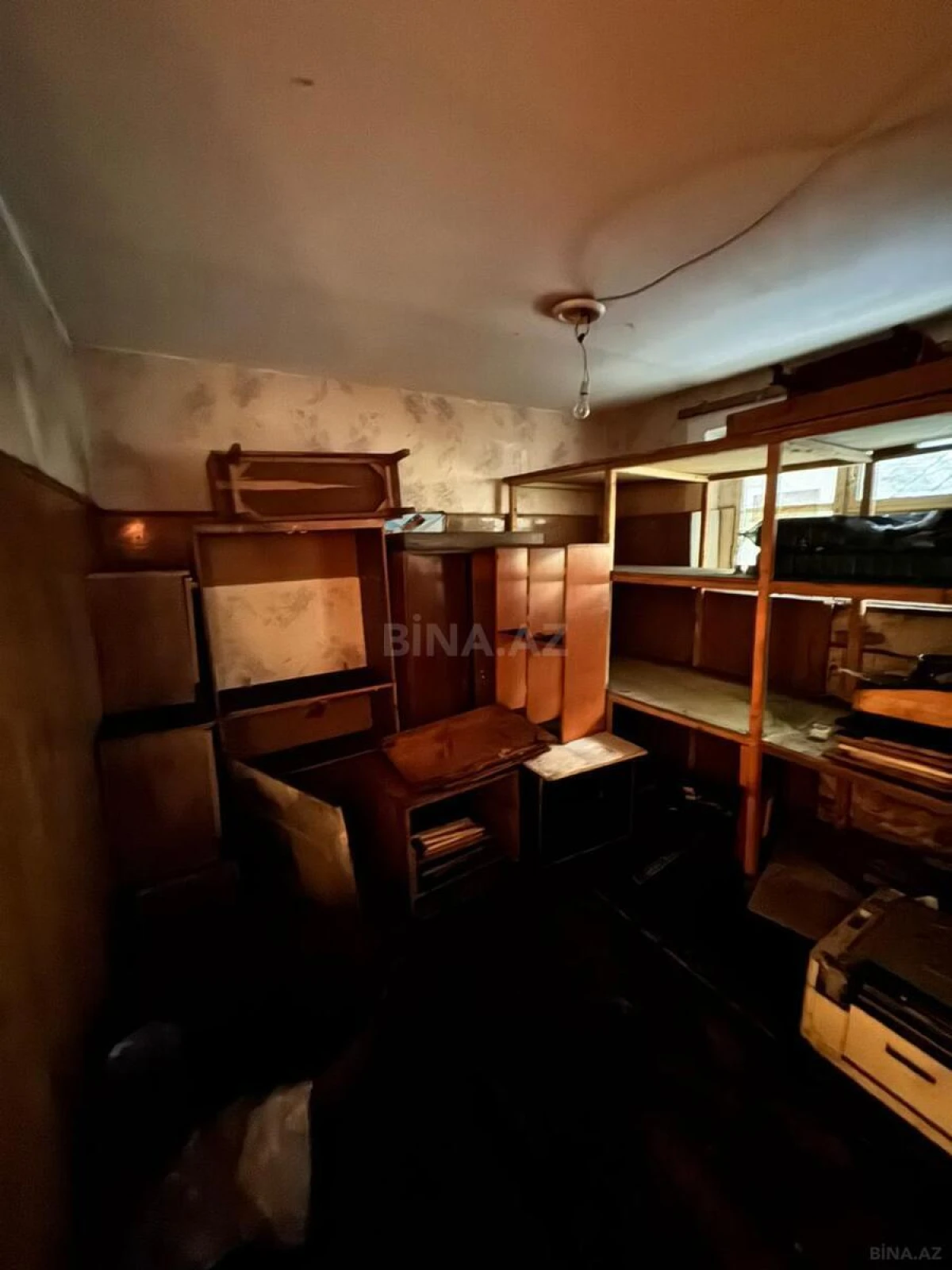 Satılır obyekt 235.7 m²