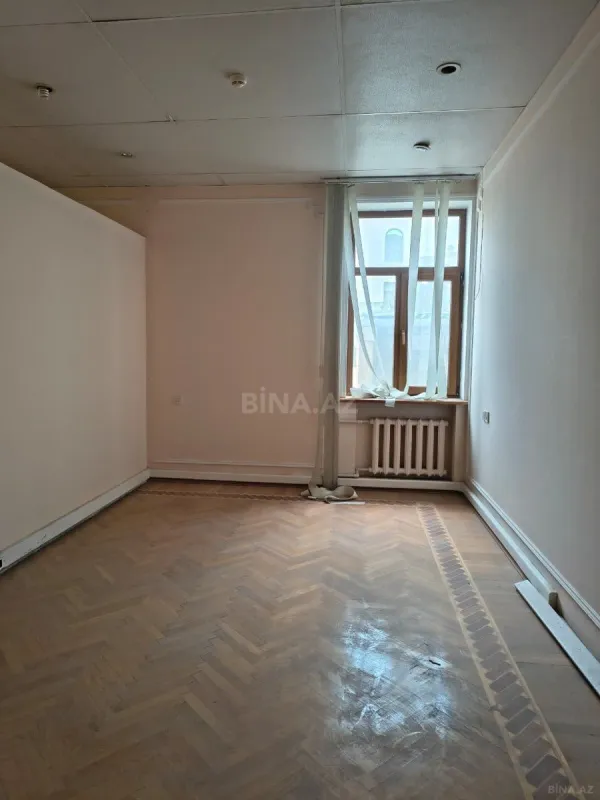 Kirayə verilir 9 otaqlı ofis 350 m²