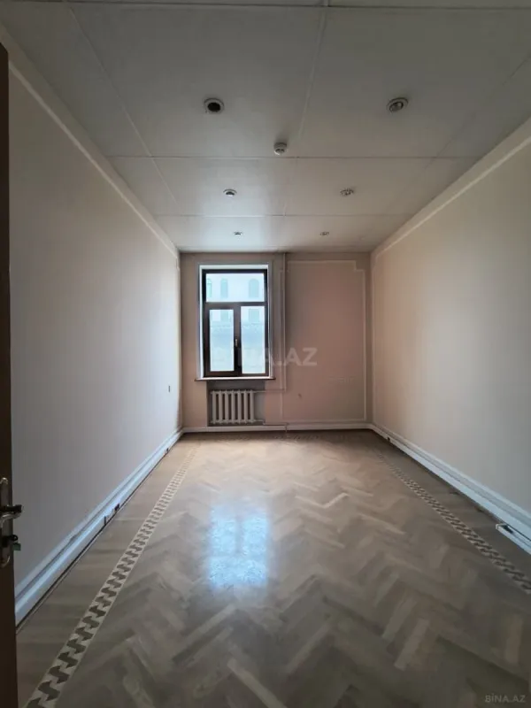 Kirayə verilir 9 otaqlı ofis 350 m²