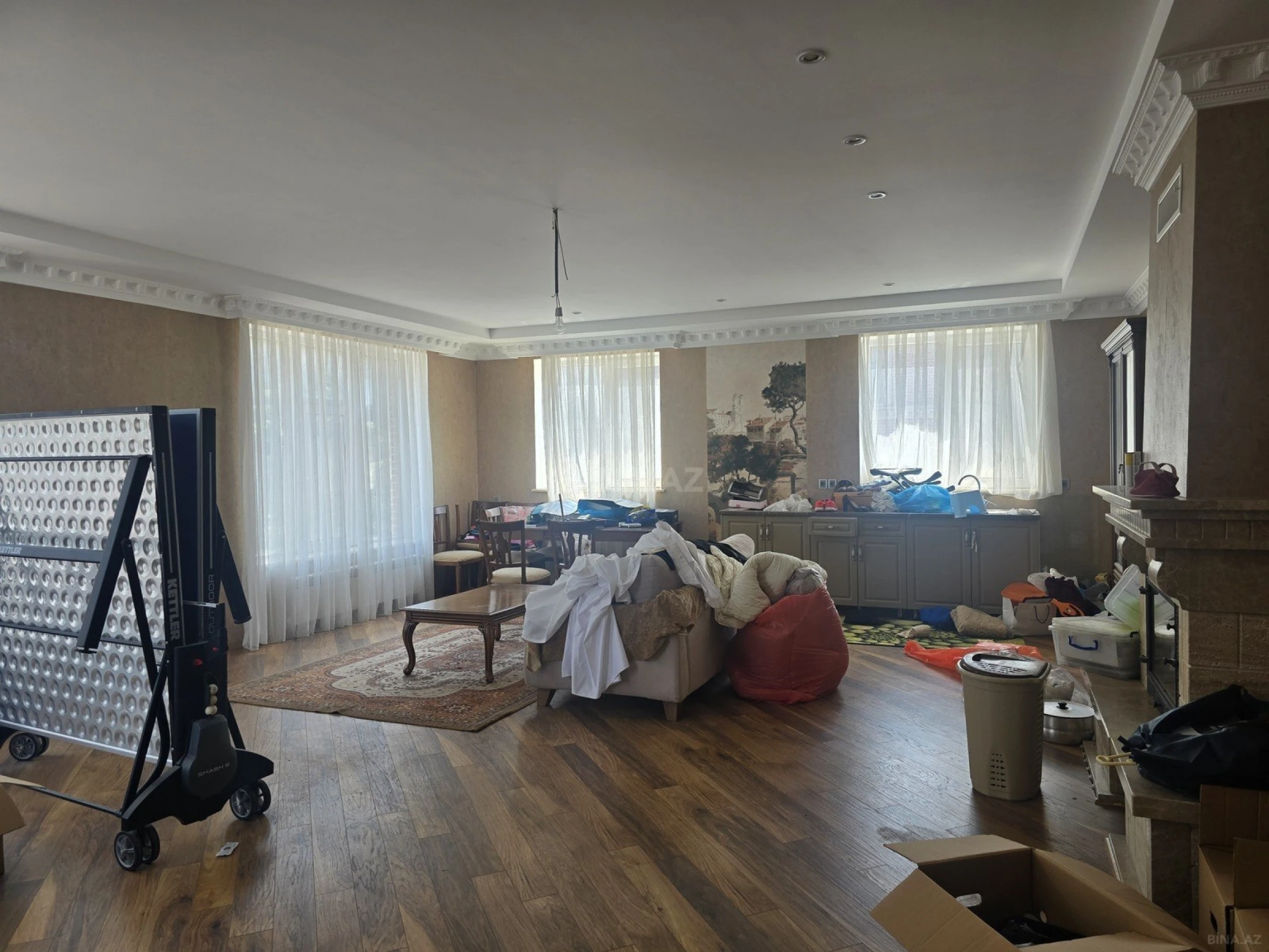 Satılır 6 otaqlı həyət evi 400 m²