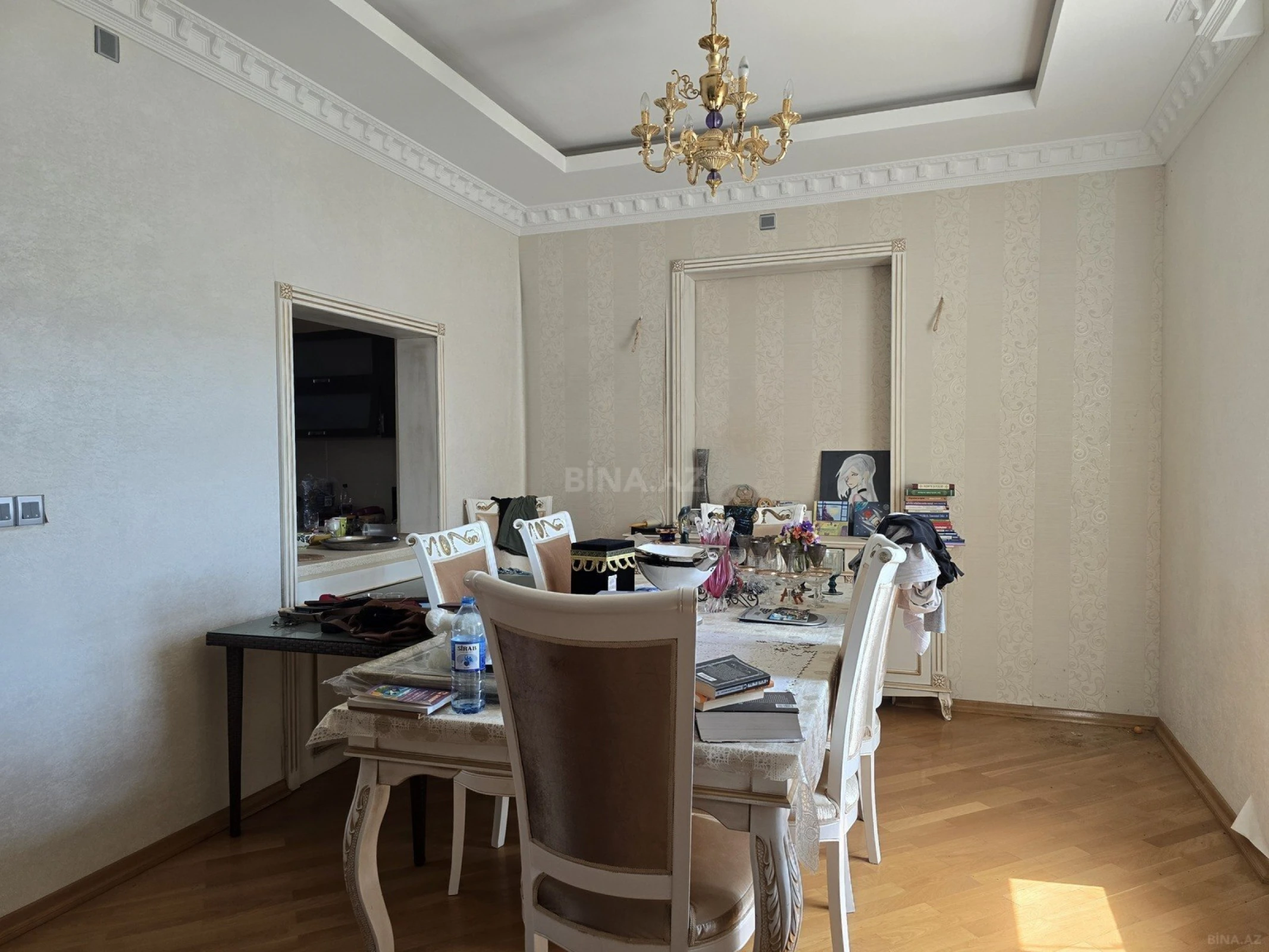 Satılır 6 otaqlı həyət evi 400 m²