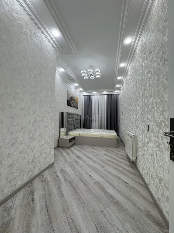 Satılır 2 otaqlı mənzil 67 m²