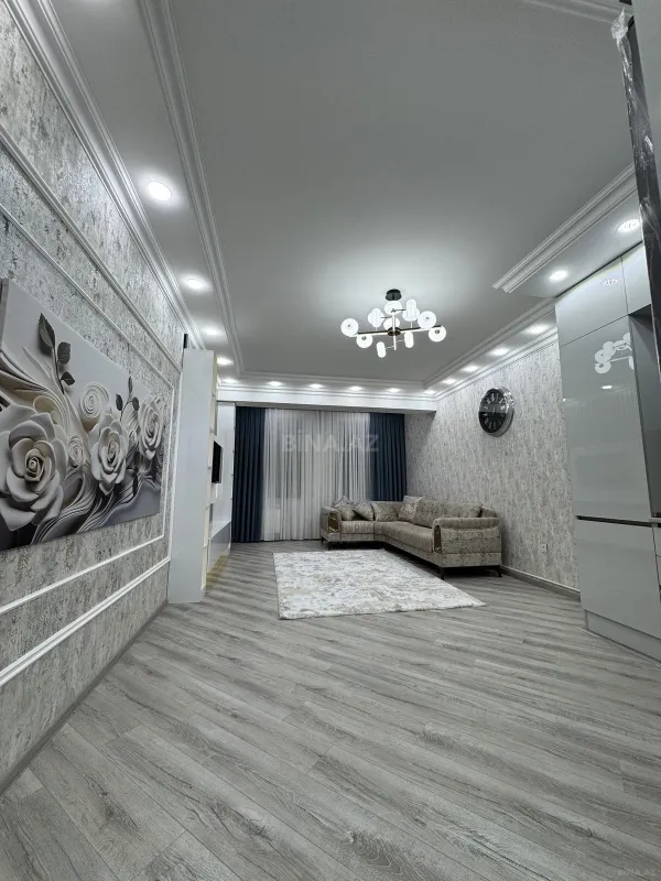 Satılır 2 otaqlı mənzil 67 m²